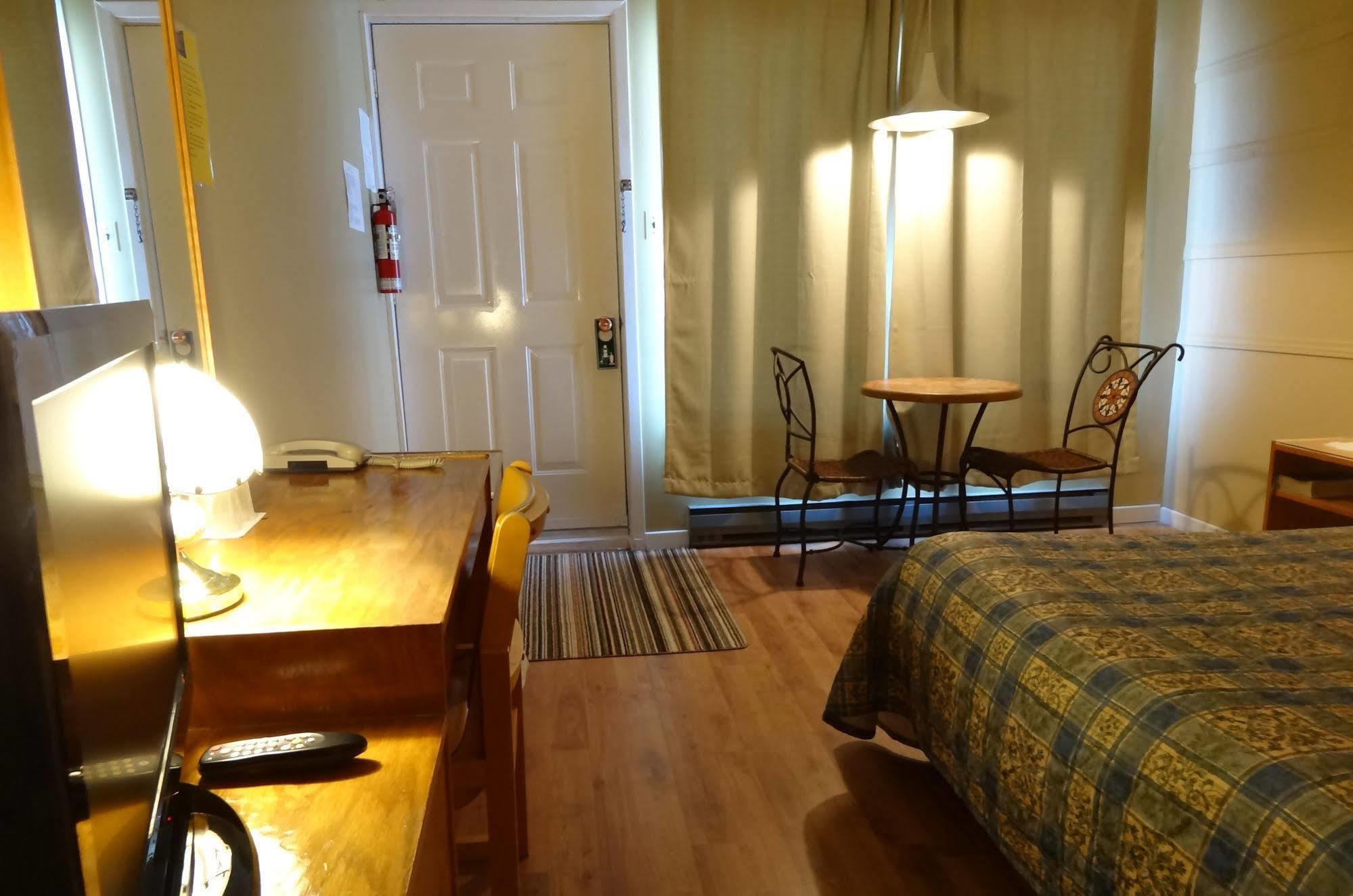 Motel Lyse Rimouski Eksteriør billede